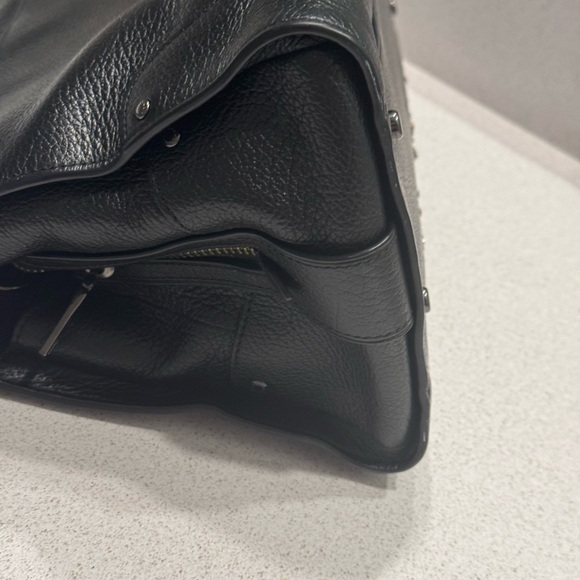 Coach Mercer 30 Bandana Rivets
Satchel Purse Black Grain Leather - Picture 6 of 16